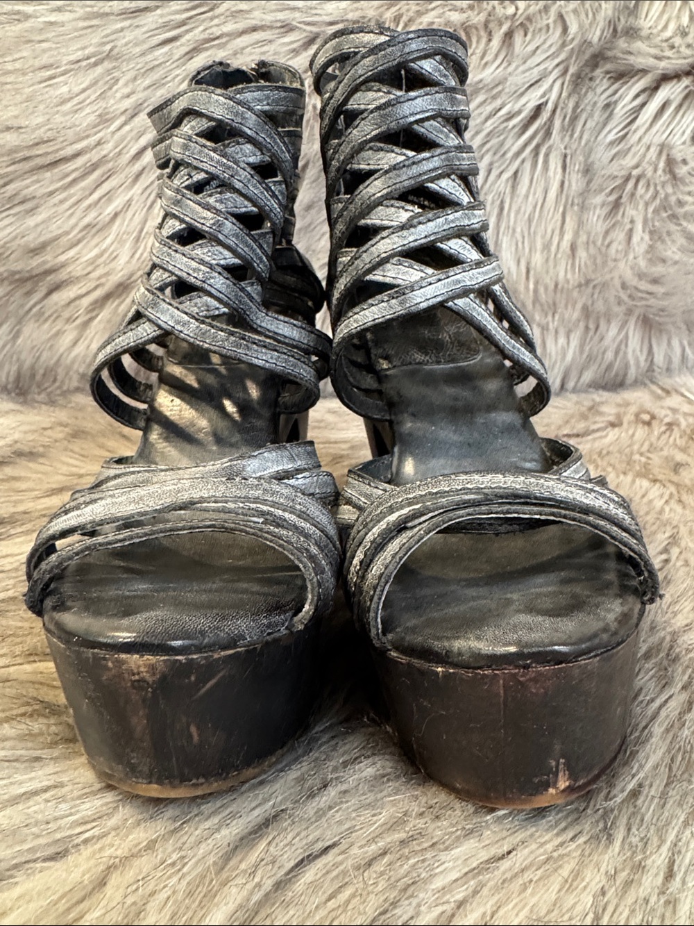 Freebird by Steven Costa Strappy Metallic Gray Platform Heels Size 7 - Picture 7 of 11